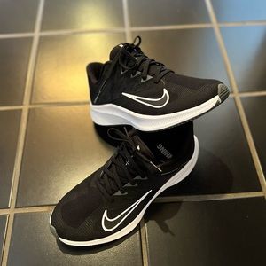 Nike Running Shoes Size 7.5